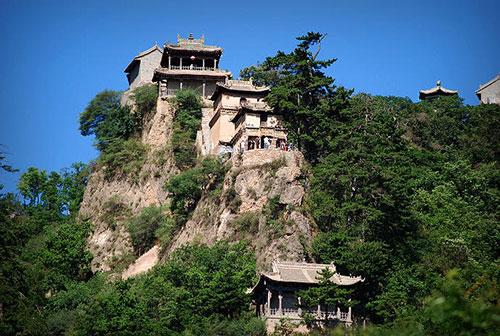 平凉崆峒山景区首发《中国道教名山旅游护照》