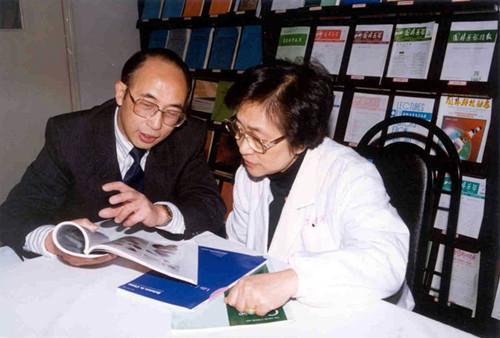 曾溢滔谈罕见病:基因诊断、个体化医疗是发展