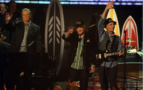 夏日激情盛会!盘点 日本 最炫 音乐节 _大申网_腾