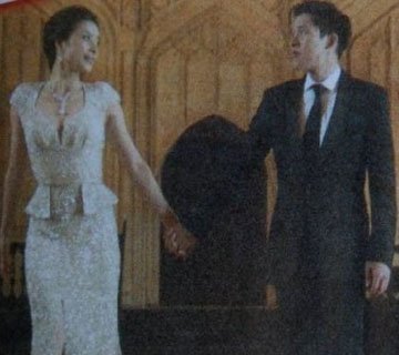 郭晶晶霍启刚立体婚纱照图片