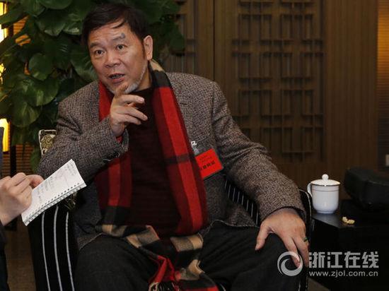 分数影响素质教育 建议取消中考