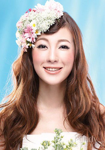 <em>新娘</em>减龄<em>发型</em> 打造嫩<em>新娘</em>_大申网_腾讯网