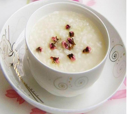 夏季消暑解热 大麦粥的做法_大申网_腾讯网