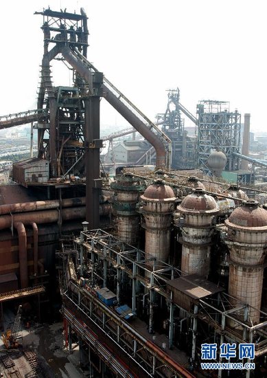 上海市与宝钢签约 共同推进钢铁产业结构调整