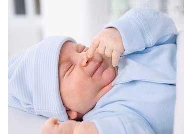 初生婴儿鼻塞怎么办?_大申网_腾讯网