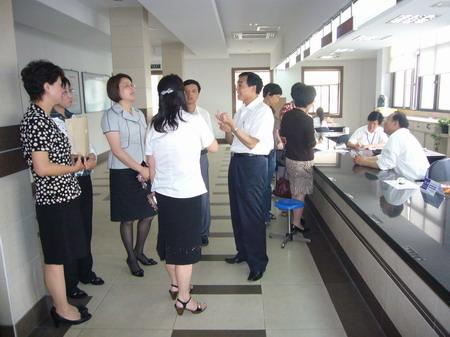 主要看气质_朱瑞峰的主要收入(3)