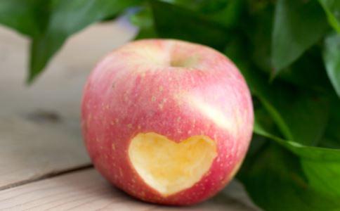 熬夜多吃哪些水果比较好?