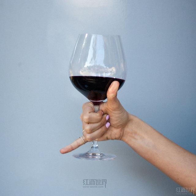 从握杯方式看你的性格特点