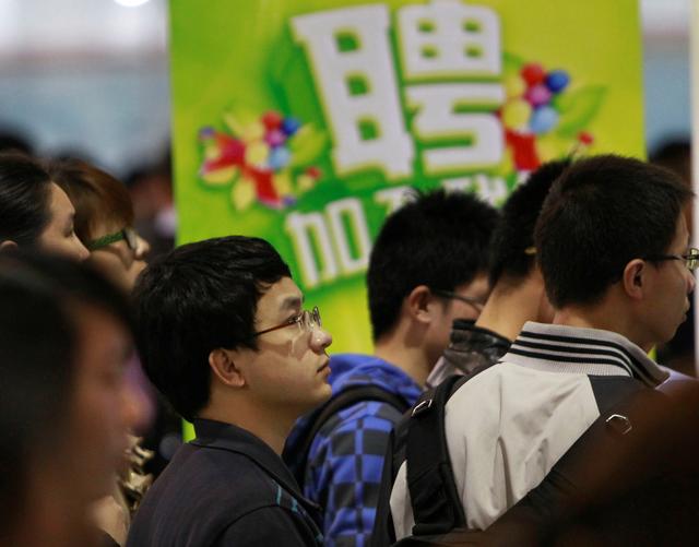 文科岗位仅2成,硕博需求增一倍