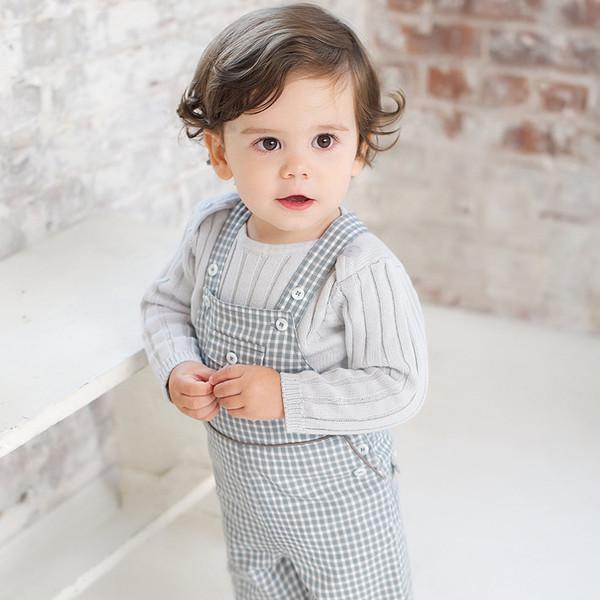 宝宝穿背带裤有3大好处 如何挑选宝宝背带裤?