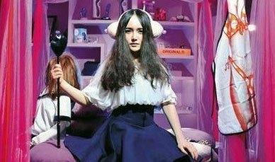 90后女生v女生开情趣用品店月均营业额超10万情趣包殿制服图片