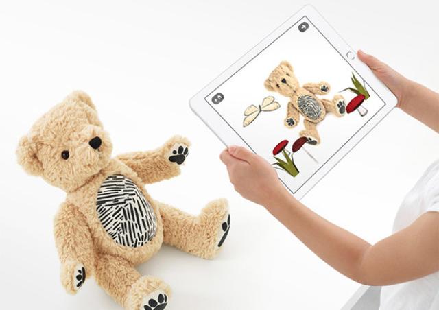 苹果公司推出新款iphone机型和ios 11操作系统后,parker小熊不再需要
