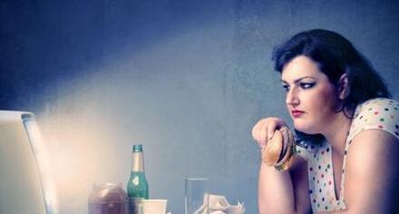 晚上吃宵夜一定会发胖吗