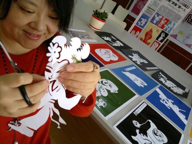 非遗颛桥剪纸培训惊呆校园小伙伴