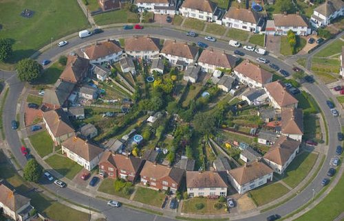 组图:航拍世界各国的住宅区 香港公寓最密集