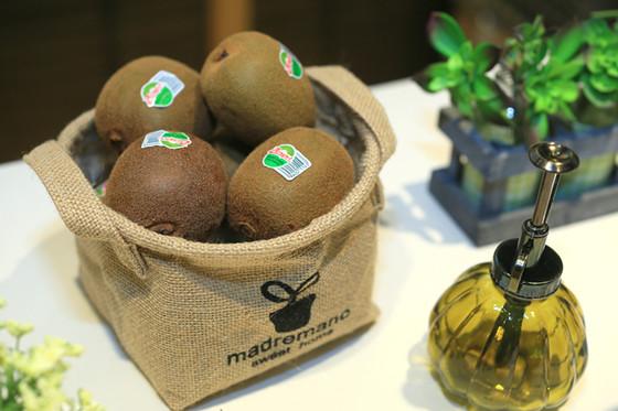 夏天吃什么?大厨巧用奇异果调制阳光滋味