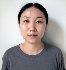 章涵  