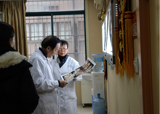 专访蓝十字脑科医院陈衔城 妙手仁医神经外科