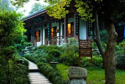 盛夏酷暑享天然空调 西湖周边纳凉新去处