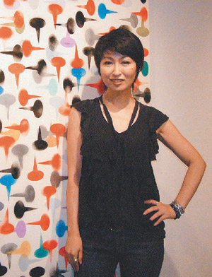 文娱 明星 正文 2010年成为画家的杨林 接受《小燕之夜》专访
