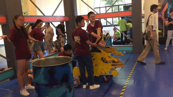 《全能脑力王》登陆科博会 初中生动手能力引惊叹_大申网_腾讯网