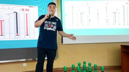 未来亚运会好手有望从校园走出 保龄球运动来到校园