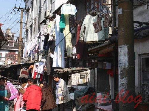 看老上海马路旧货市场