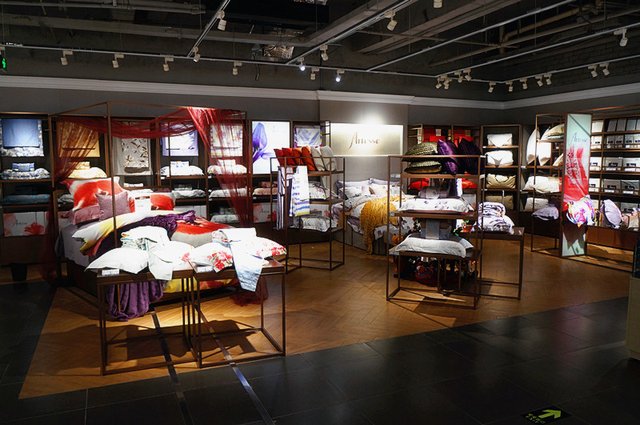 HOLA正大店重装开幕 优惠四重礼回馈