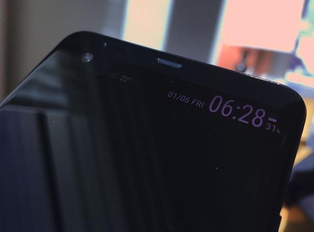 HTC U Ultra大量真机图泄漏 玻璃机身+5.7寸2K