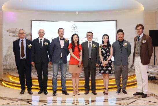 NewClassicNewDesign克拉斯新装情趣揭幕华女人枷锁家具图片