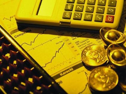 迪拜人均月收入_月收入5500如何理财(2)
