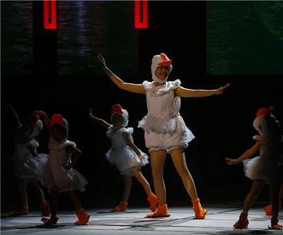宋庆龄幼儿园国际幼儿艺术节在上海大剧院举行