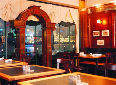 上海新天地酒吧_新天地酒吧人均消费(3)