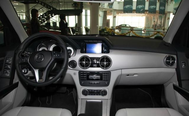奔驰glk内饰 英菲尼迪qx50及竞争车型行情 最高直降4万 高清图片