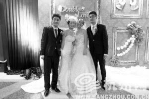 <em>杭州一对双胞胎姐妹</em>同日嫁人 两新郎系六年同