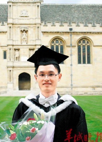 中国留学生分享英国留学生活:课少但并不轻松