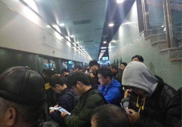 轨交10号线今早发生设备信号故障 目前已排除