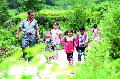 媒体调查:乡村教师招聘缘何遇冷?