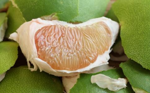 秋季吃柚子减肥法 排毒养颜消脂肪