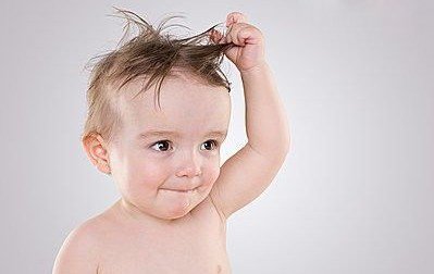 巧吃四食物养出宝宝浓密<em>头发</em>_大申网_腾讯网