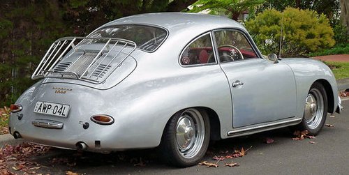 汽车 车型导购 正文  gin的车 保时捷356(1948-1965) gin驾驶的车堪称