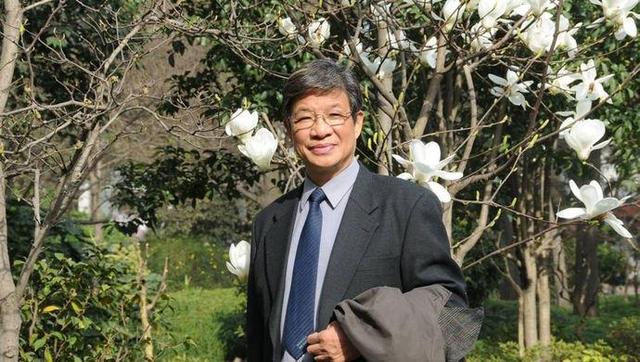 特级教师黄玉峰:上海教师公寓三十年