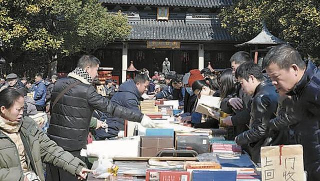 上海最大的旧书市场 文庙怀旧风再起