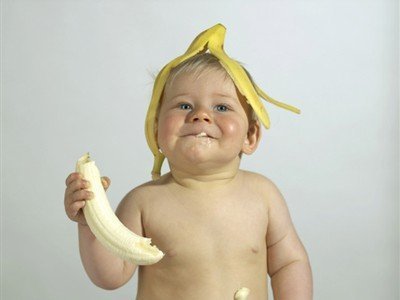 婴儿期宝宝该怎样吃水果?