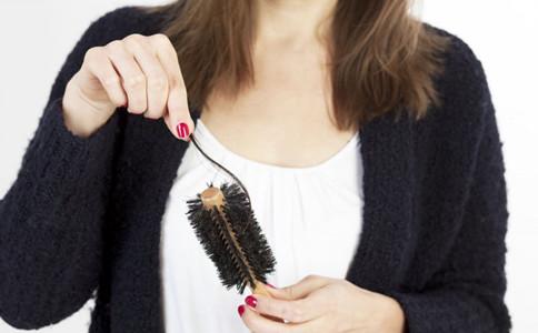 女性脱发的原因有哪些 9招预防女性脱发