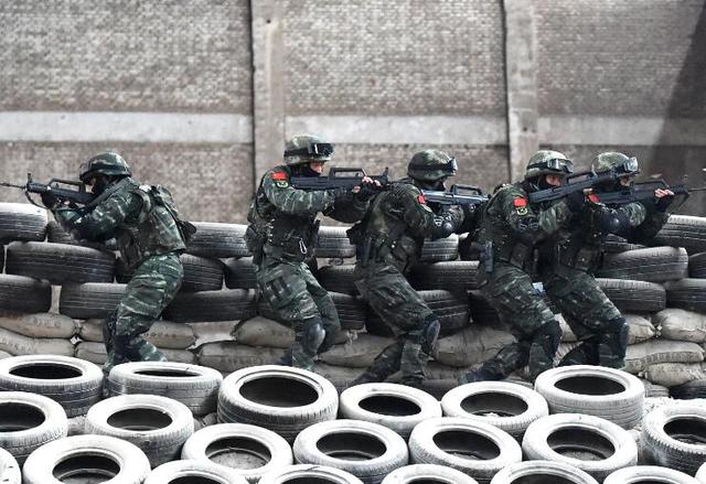 上海武警练兵备战迎改革大考