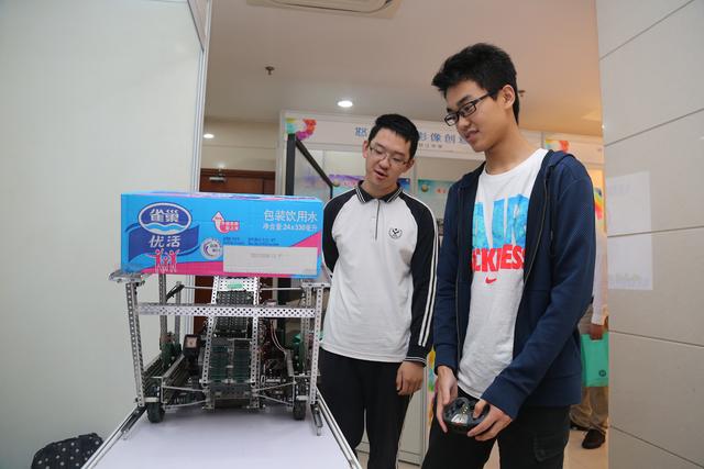 2016上海市青少年科学研究院年会隆重开幕_大