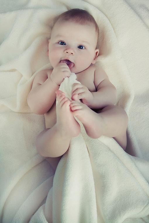 怎么辨别奶粉真假