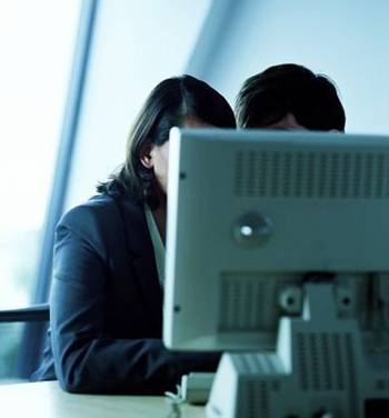 办公室恋爱密码 低调恋爱高调传情