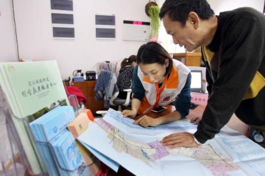 上海推出社区养老顾问试点,做老人的包打听和